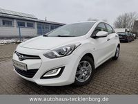 Gebraucht Hyundai i30 99 PS (72 kW) 2014 Weiß Limousine