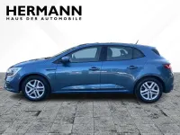 Gebraucht Renault Mégane IV Play 132 PS (97 kW) 2017 Blau Limousine