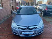 Gebraucht Opel Astra Edition 116 PS (85 kW) 2008 Silber Limousine