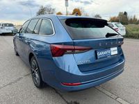 Gebraucht Skoda Octavia First Edition 150 PS (110 kW) 2021 Blau Kombi
