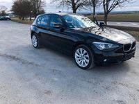 Gebraucht BMW 114 102 PS (75 kW) 2013 Schwarz Kleinwagen