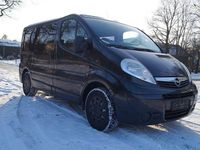 Gebraucht Opel Vivaro 114 PS (83 kW) 2011 Schwarz Van / Kleinbus