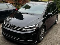 Gebraucht VW Touran Highline 150 PS (110 kW) 2019 Schwarz Van / Kleinbus
