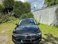 Gebraucht VW Passat 150 PS (110 kW) 2018 Schwarz Limousine