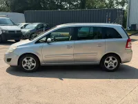 Gebraucht Opel Zafira 140 PS (102 kW) 2008 Silber Van / Kleinbus