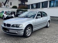 Gebraucht BMW 318 143 PS (105 kW) 2004 Silber Limousine