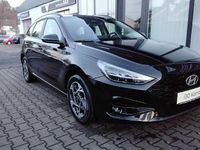 Neu Hyundai i30 101 PS (74 kW) 2025 Schwarz Kombi