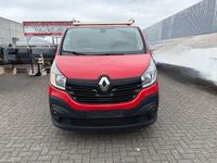Gebraucht Renault Trafic 125 PS (91 kW) 2017 Rot Van / Kleinbus