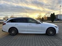 Gebraucht Mercedes C300e AMG 313 PS (230 kW) 2025 Manufaktur lack manufaktur opa Kombi