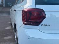 Gebraucht VW Polo Trendline 75 PS (55 kW) 2018 Weiß Kleinwagen