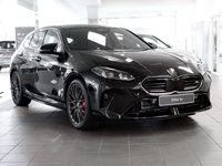 Neu BMW M135 Efficient Dynamics 300 PS (220 kW) 2026 Black sapphire Kleinwagen