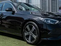 Gebraucht Mercedes C180 170 PS (125 kW) 2025 Schwarz Kombi