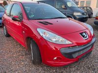 Gebraucht Peugeot 206+ 75 PS (55 kW) 2009 Farbe rot aden/flach standard Kleinwagen