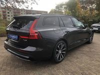 Gebraucht Volvo V60 Plus 349 PS (256 kW) 2025 Grau Kombi