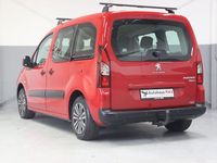 Gebraucht Peugeot TePee Active 120 PS (88 kW) 2012 Rot SUV
