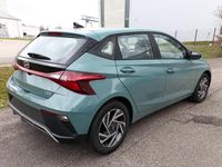 Neu Hyundai i20 Select 90 PS (66 kW) 2025 Mangrove green mineraleffekt Kleinwagen