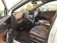 Gebraucht VW ID.5 Pure 125 kW (170 PS) 2025 Gletscherweiß metallic SUV