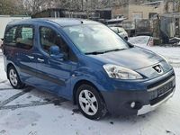 Gebraucht Peugeot Partner Tendance 109 PS (80 kW) 2009 Blau Van / Kleinbus
