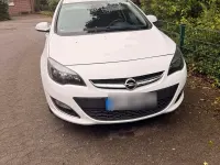 Gebraucht Opel Astra 87 PS (63 kW) 2013 Weiß Limousine