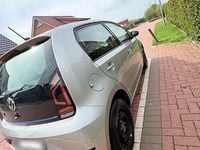 Gebraucht VW e-up! 61 kW (83 PS) 2021 Silber Kleinwagen