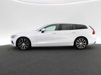 Gebraucht Volvo V60 Core 336 PS (247 kW) 2022 Weiß Kombi