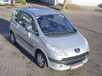 Gebraucht Peugeot 1007 74 PS (54 kW) 2005 Silber Van / Kleinbus