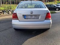 Gebraucht VW Bora 104 PS (76 kW) 2000 Grau Limousine