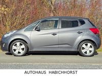 Gebraucht Kia Venga 125 PS (91 kW) 2010 Grau Kleinwagen