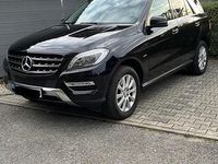 Gebraucht Mercedes ML250 204 PS (150 kW) 2012 Schwarz SUV
