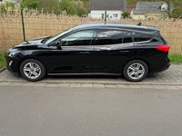 Gebraucht Ford Focus Active 120 PS (88 kW) 2020 Schwarz Kombi