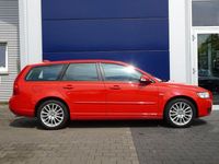Gebraucht Volvo V50 Summum 150 PS (110 kW) 2011 Rot Kombi