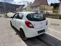 Gebraucht Opel Corsa 75 PS (55 kW) 2012 Weiß Kleinwagen