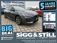 Gebraucht Ford Focus ST-Line 155 PS (114 kW) 2023 Magneticgrau (metallic) Limousine