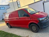 Gebraucht VW Transporter 84 PS (61 kW) 2016 Rot Van