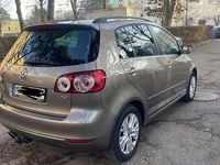 Second-hand VW Golf VII Life 122 CP (89 kW) 2014 Hatchback