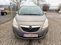 Gebraucht Opel Meriva Design Edition 101 PS (74 kW) 2010 Braun Van / Kleinbus