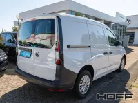 Gebraucht VW Caddy 75 PS (55 kW) 2022 Weiß Van / Kleinbus