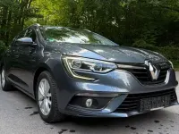 Gebraucht Renault Mégane Experience 132 PS (97 kW) 2017 Grau Limousine