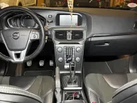 Gebraucht Volvo V40 R-Design 152 PS (111 kW) 2018 Schwarz Limousine
