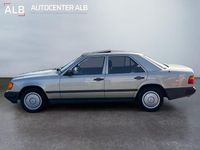 Gebraucht Mercedes 200 72 PS (52 kW) 1988 Silber Limousine
