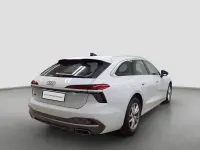 Gebraucht Audi A6 Sport 204 PS (150 kW) 2026 Gletscherweiß metallic Kombi