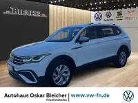 Gebraucht VW Tiguan Allspace Life 150 PS (110 kW) 2023 Weiss SUV