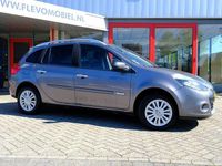 Gebraucht Renault Clio II Collection 103 PS (75 kW) 2011 Grau Kombi