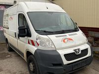 Gebraucht Peugeot Boxer 131 PS (96 kW) 2011 Weiß Van