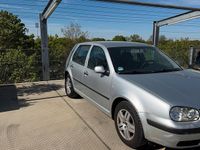 Second-hand VW Golf IV 75 CP (55 kW) 2003 Argintiu Hatchback