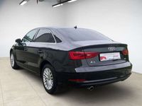 gebraucht Audi A3 Limousine 1.6 TDI ambiente Xenon Navi