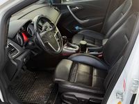 Gebraucht Opel Astra 160 PS (117 kW) 2011 Weiß Limousine