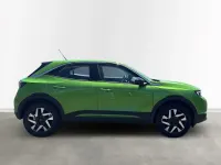 Gebraucht Opel Mokka Elegance 131 PS (96 kW) 2024 Ikone grün SUV