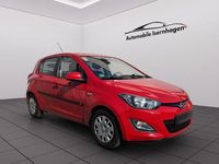 Gebraucht Hyundai i20 Edition 86 PS (63 kW) 2013 Rot Kleinwagen