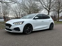 Gebraucht Ford Focus ST 280 PS (205 kW) 2019 Weiß Limousine